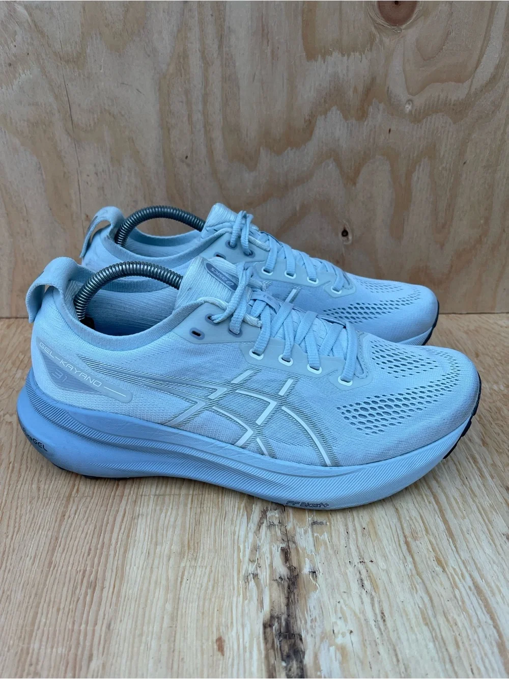 Asics Gel-Kayano 31 Womens Size 10 .5 Blue Athletic Running Walking Shoes Sneake